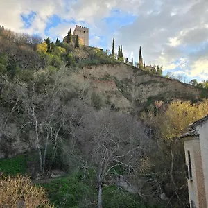 Casa Ruan Albaicin, Bernardas Granada